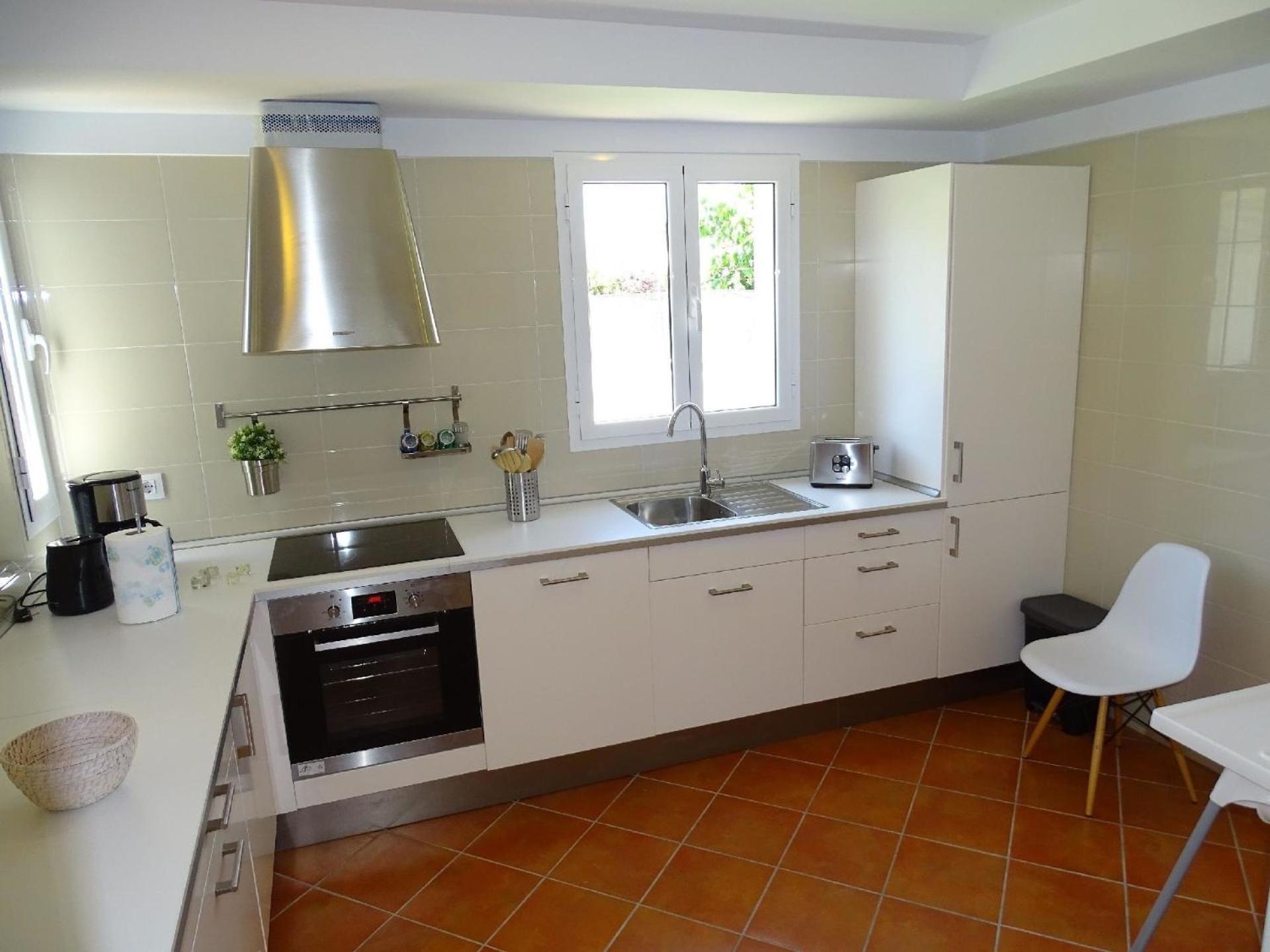Strandhaus In Playa De Muro Fuer 12 Personen Ferienhaus *